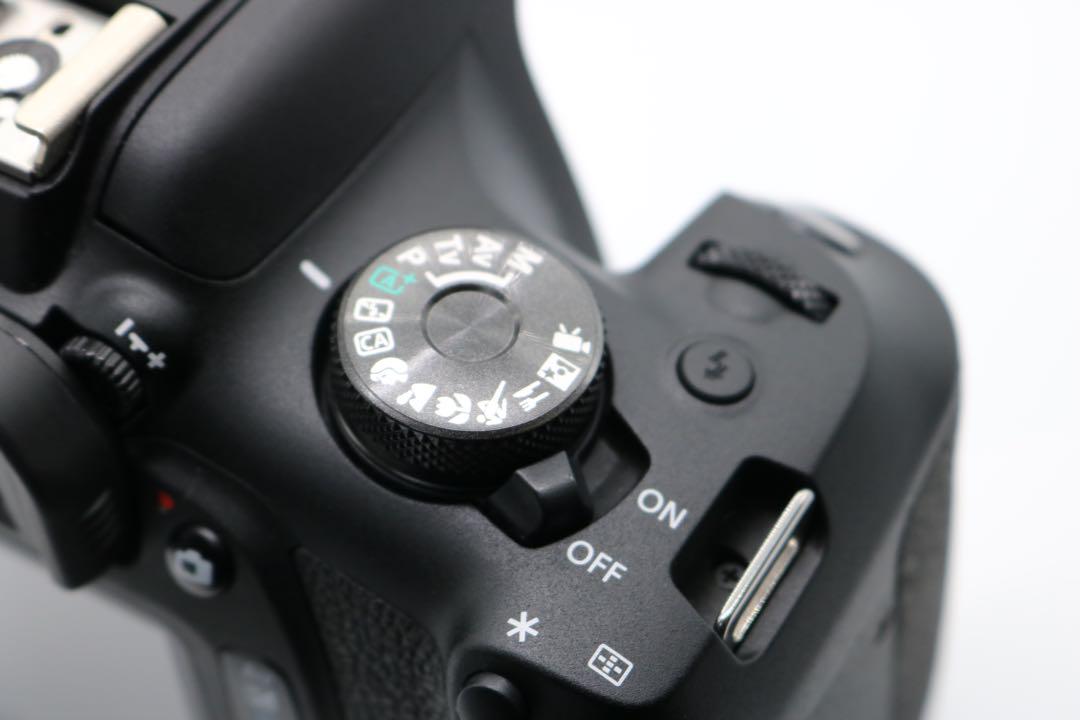 超美品 【Canon EOS Kiss X90 ダブルレンズ】 Wi-Fi搭載