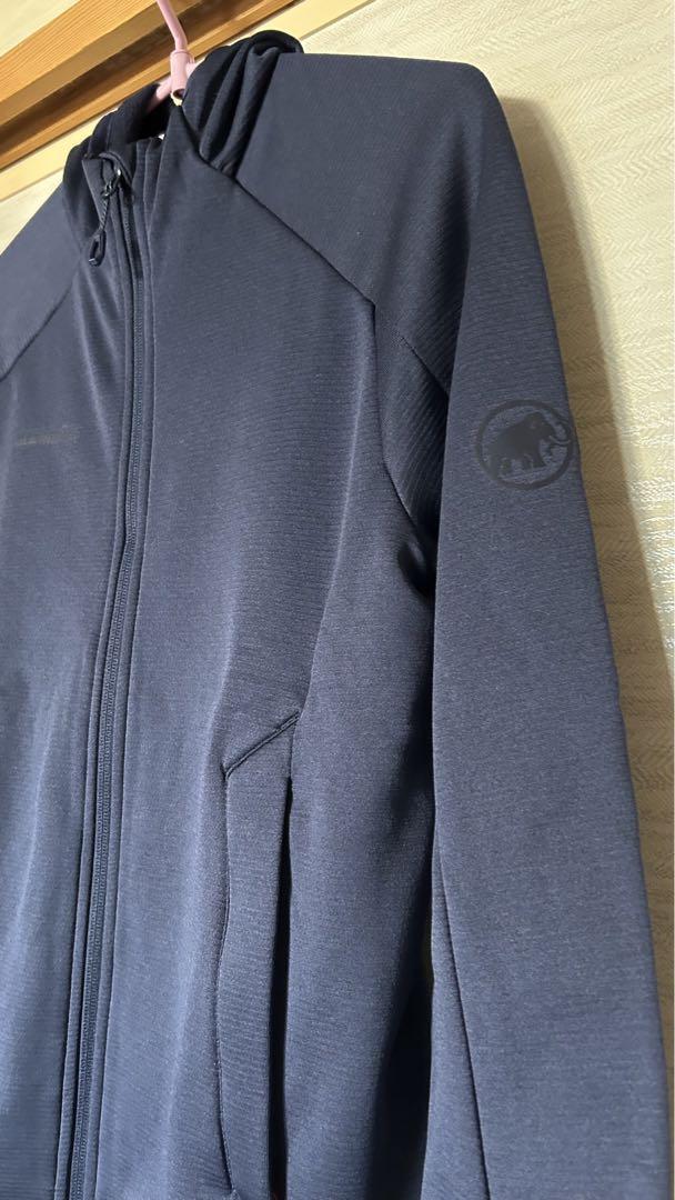 新品マムートレディースジャケット