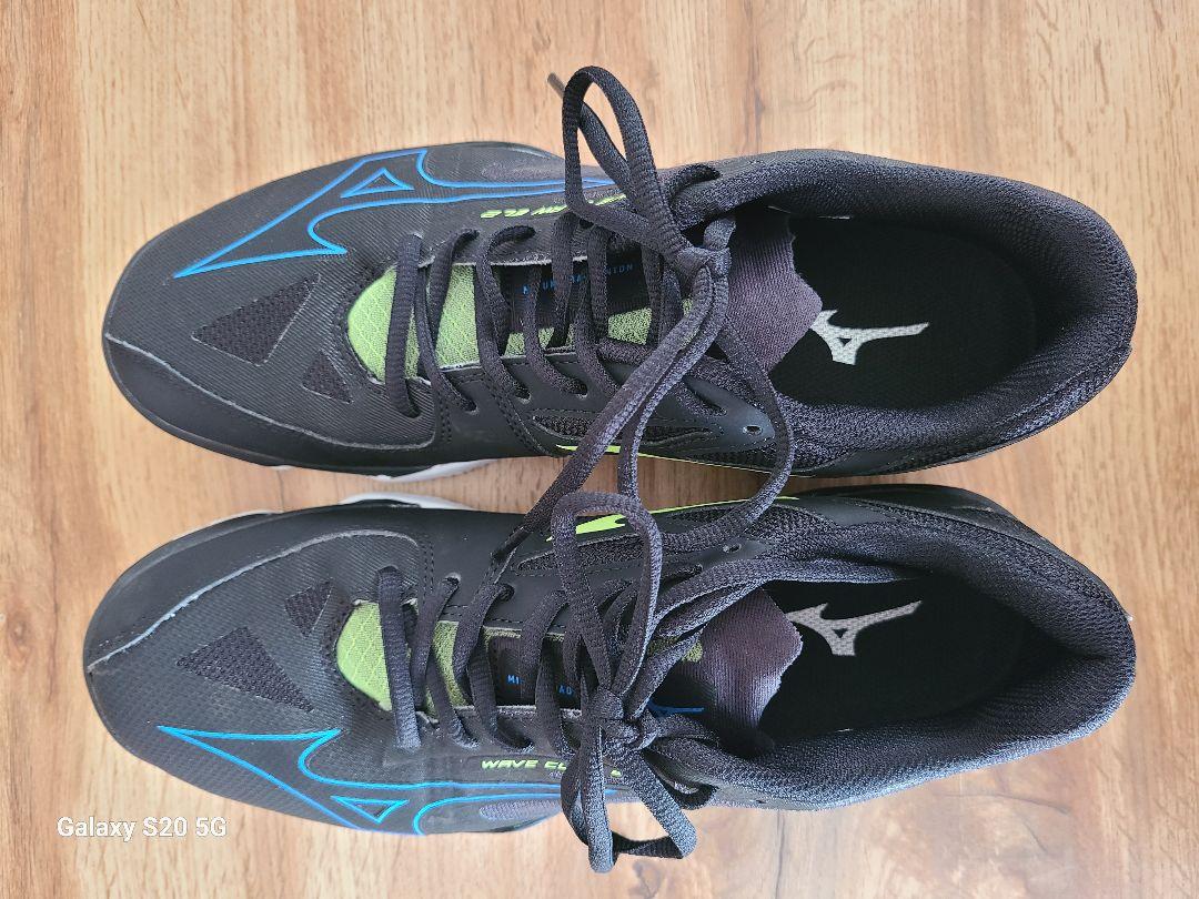 Mizuno Wave Claw 6 バドミントンシューズ