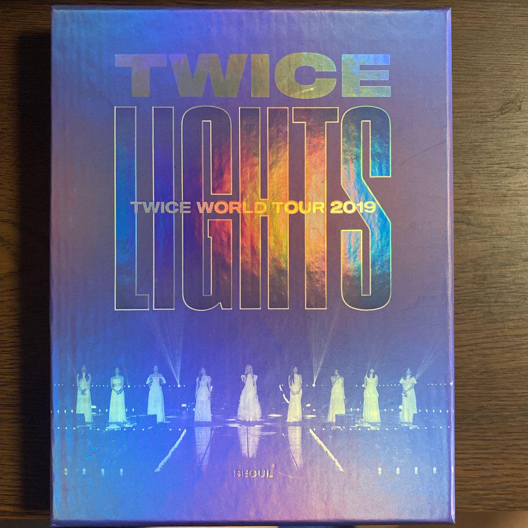 TWICE LIGHTS WORLD TOUR 2019 Blu-ray