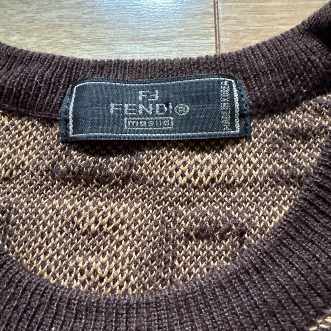 FENDIセーター