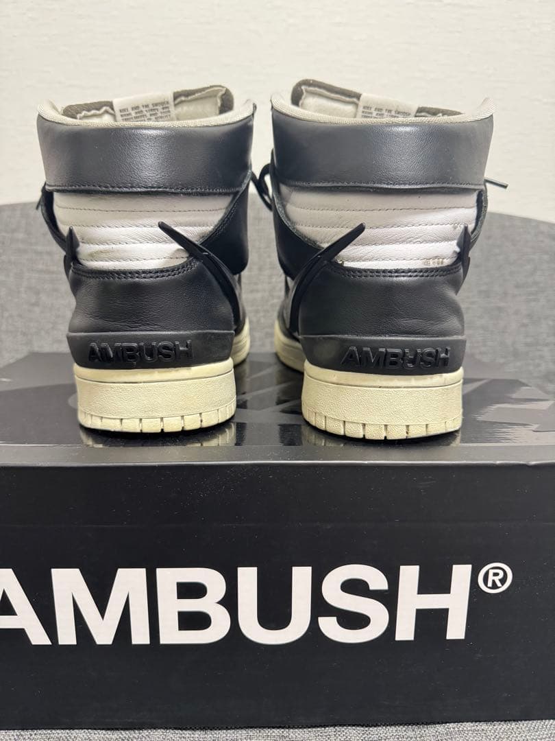 NIKE AMBUSH ハイカットスニーカー ブラック/ホワイト NIKE AMBUSH ハイカットスニーカー ブラック/ホワイト