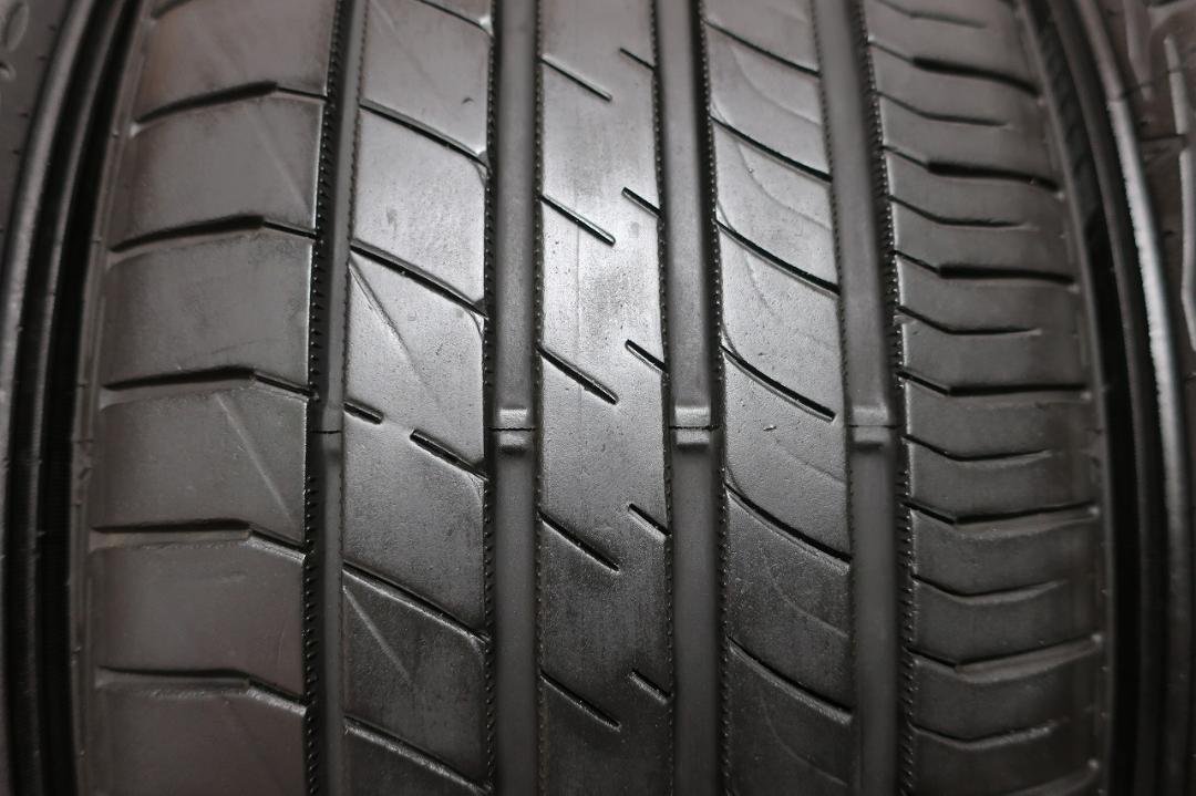 2023年製　ダンロップ　ルマン　Vプラス　215/50R17　国産　バリ溝