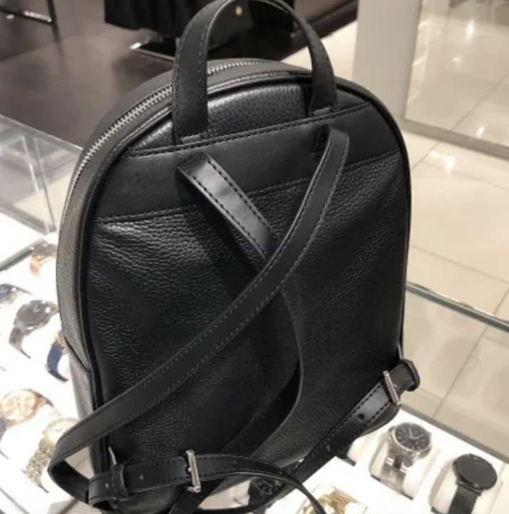 高評価 ほぼ未使用 KORSのロゴ入りリュック wF7j0-m81891567650 MICHEAL 好評最安値