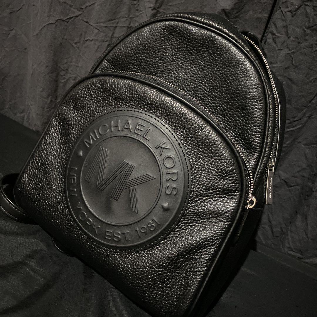 高評価 ほぼ未使用 KORSのロゴ入りリュック wF7j0-m81891567650 MICHEAL 好評最安値
