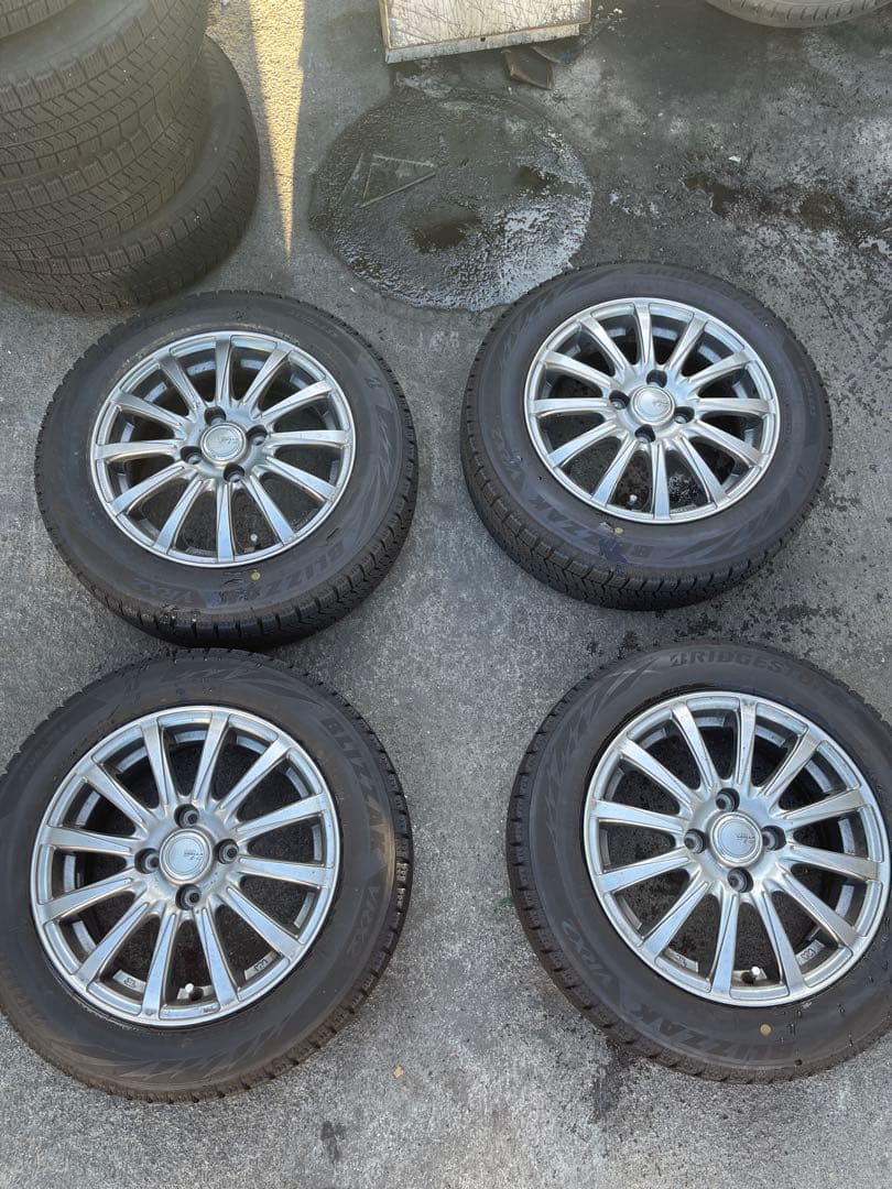 ブリヂストン BLIZZAK VRX2 2025 スタッドレスタイヤ 4本セットBRIDGESTONE