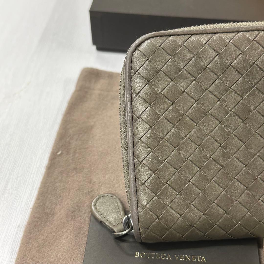 新品同様‼️ ボッテガヴェネタ 財布 長財布 イントレチャート ラウンドファスナー 新品同様‼️ ボッテガヴェネタ 財布 長財布 イントレチャート ラウンドファスナー