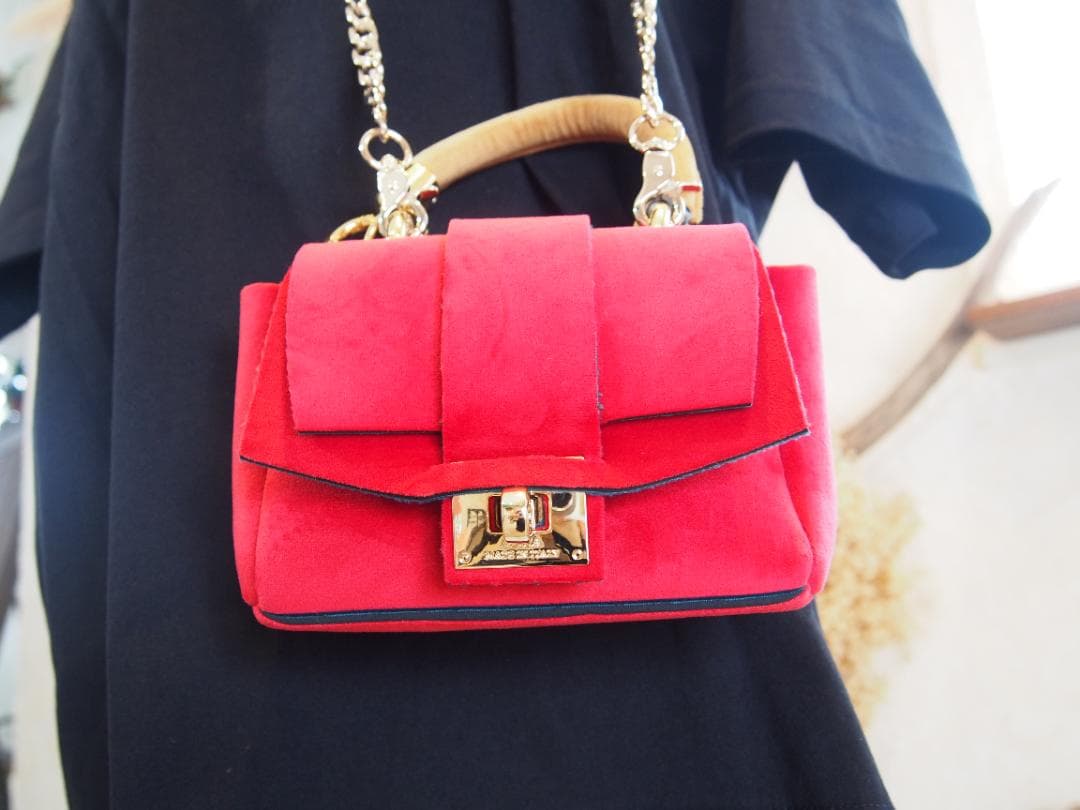 Alila Made in Italy★洗濯できるベルベッド調ショルダーバッグ