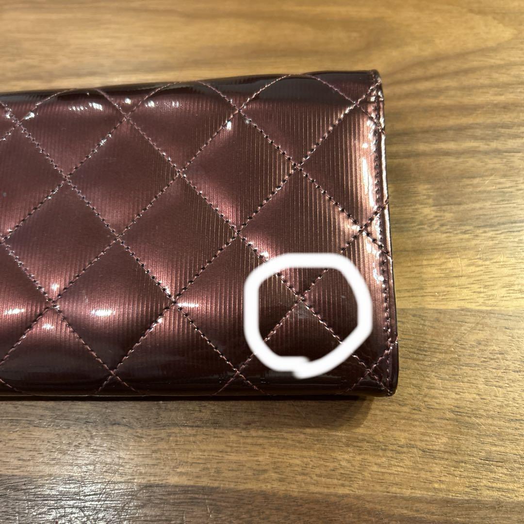 CHANEL長財布 マトラッセ エナメル 赤茶 ボルドー