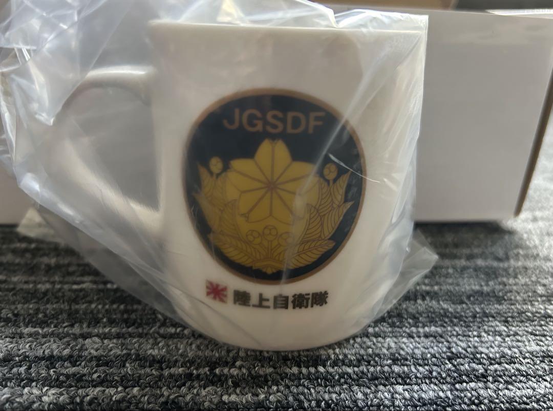 自衛隊マグカップセット DEAGOSTINI - メルカリ