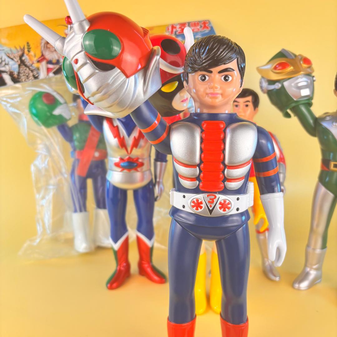 電波人間　タックル　と　仮面ライダーV3　ソフビ　面取れ　ポピー　マルサン