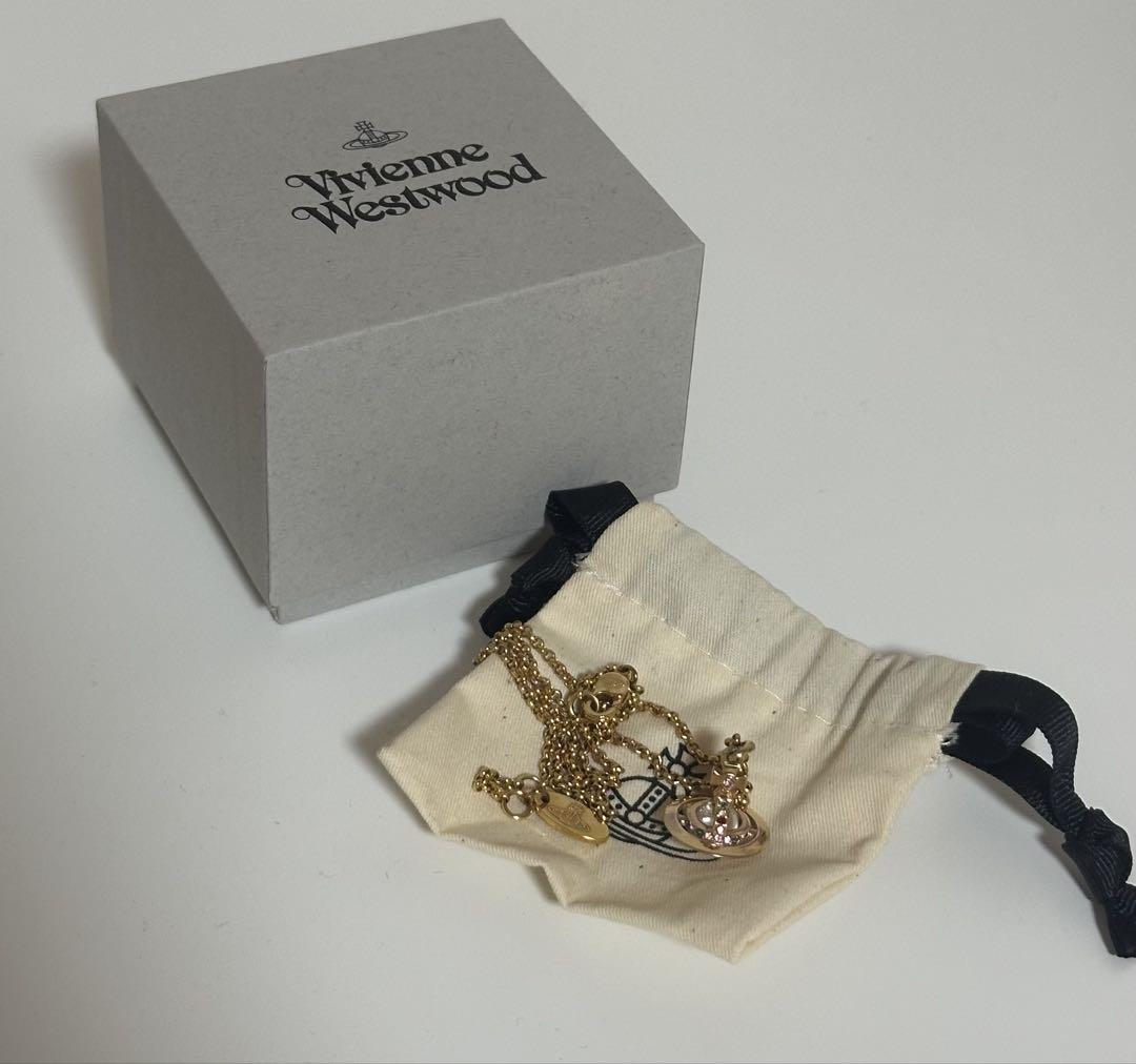Vivienne Westwood ゴールドチャームネックレス