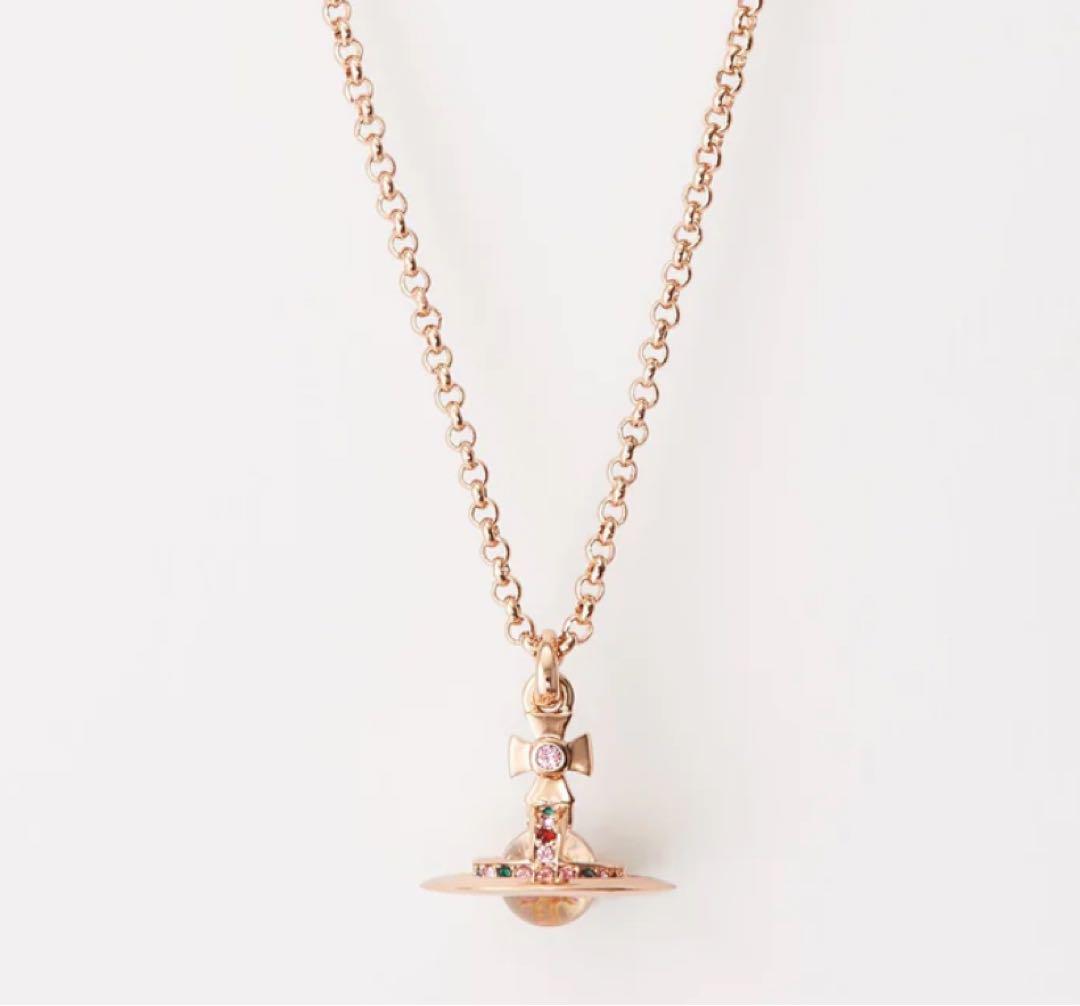 Vivienne Westwood ゴールドチャームネックレス