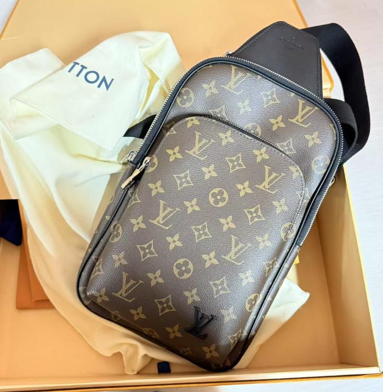 海外輸入 インボイス 極美品LouisVuittonアヴェニュースリングバッグボディーバッグ バッグ