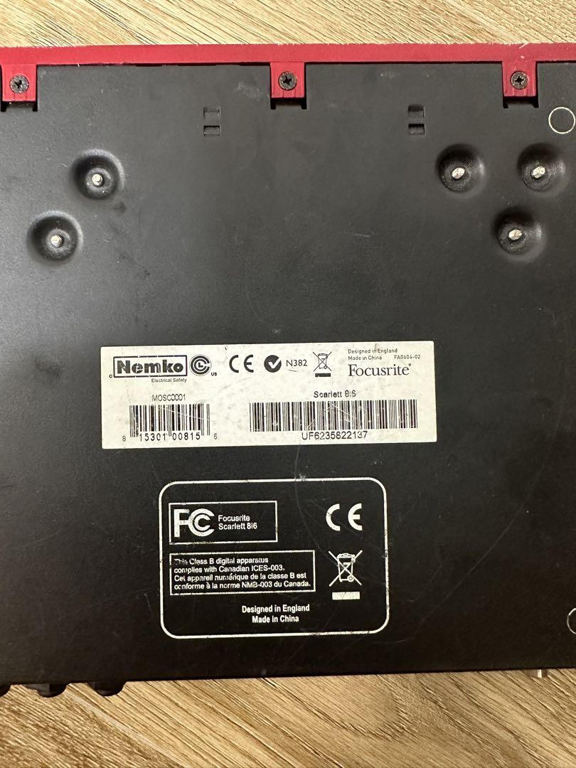 Focusrite Scarlett 18i6 オーディオインターフェース