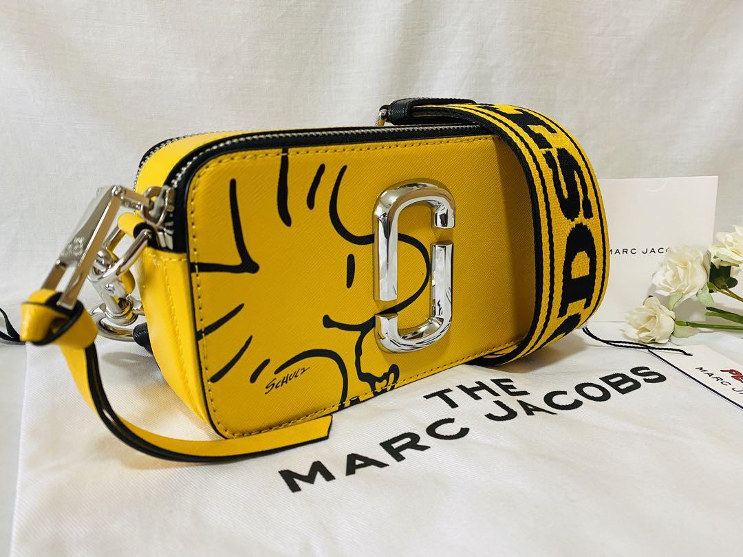 人気！MARC JACOBS×スヌーピー スナップショット クリサンセマムマルチ