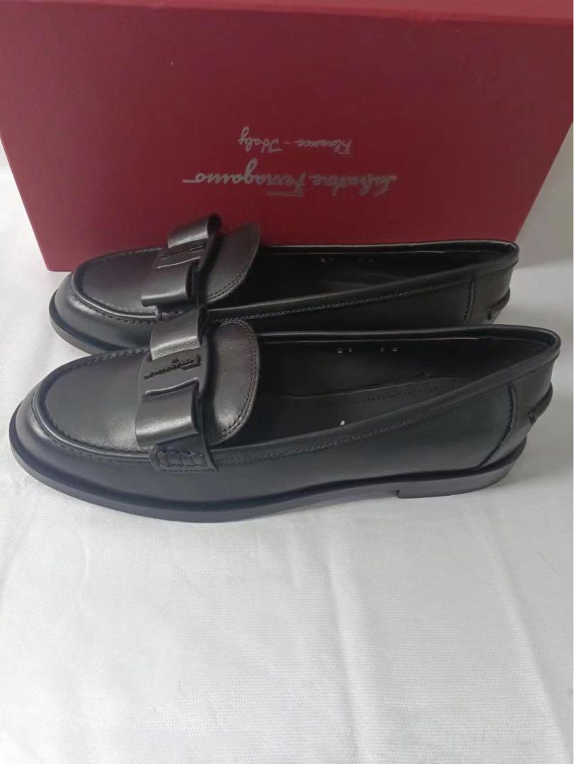 ✨極美品フェラガモ VIVA ヴァラ 黒 ローファー フェラガモ☆VIVA LOAFERローファー (FERRAGAMO/ローファー