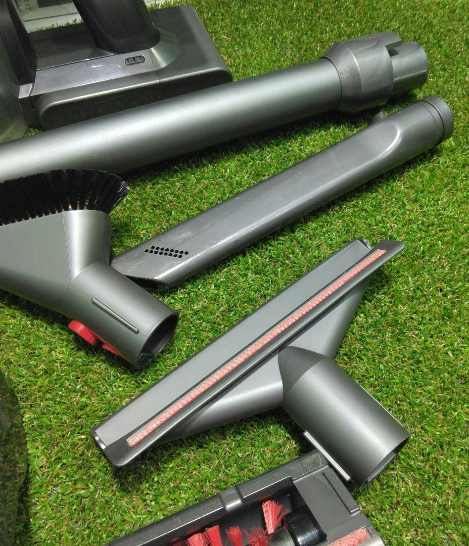 ダイソン　Dyson スタンド付 V8　コードレス　クリーナー　掃除機　SV10