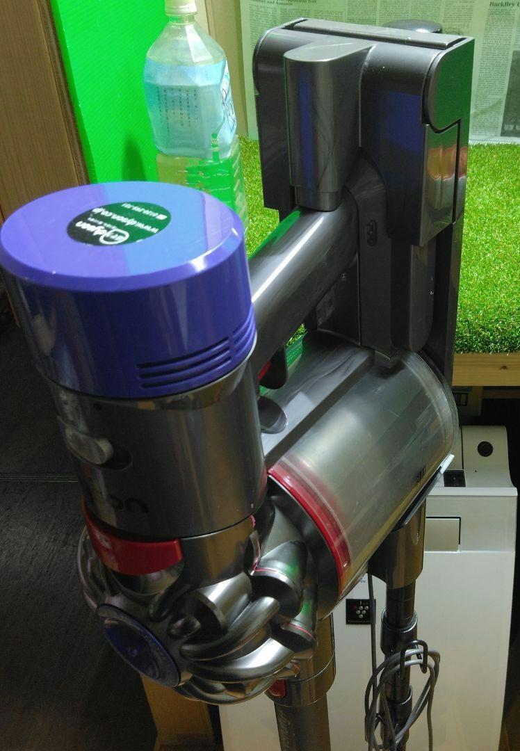 ダイソン　Dyson スタンド付 V8　コードレス　クリーナー　掃除機　SV10