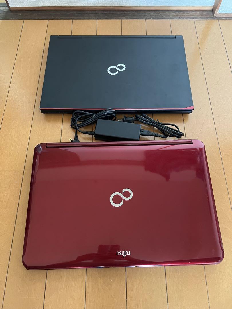 富士通 ノートPC 黒 赤 ACアダプター付