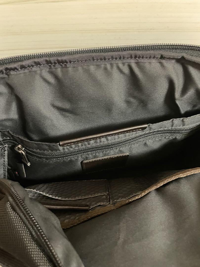 TUMI トゥミ　ショルダーバッグ ブラック