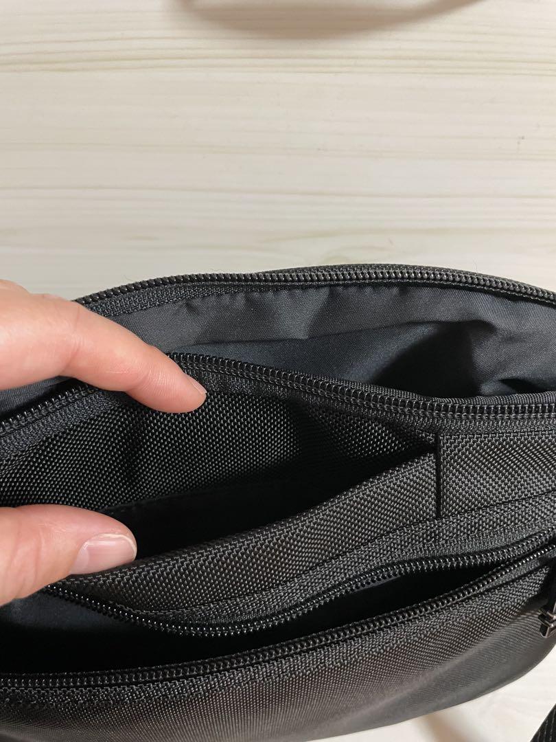 TUMI トゥミ　ショルダーバッグ ブラック