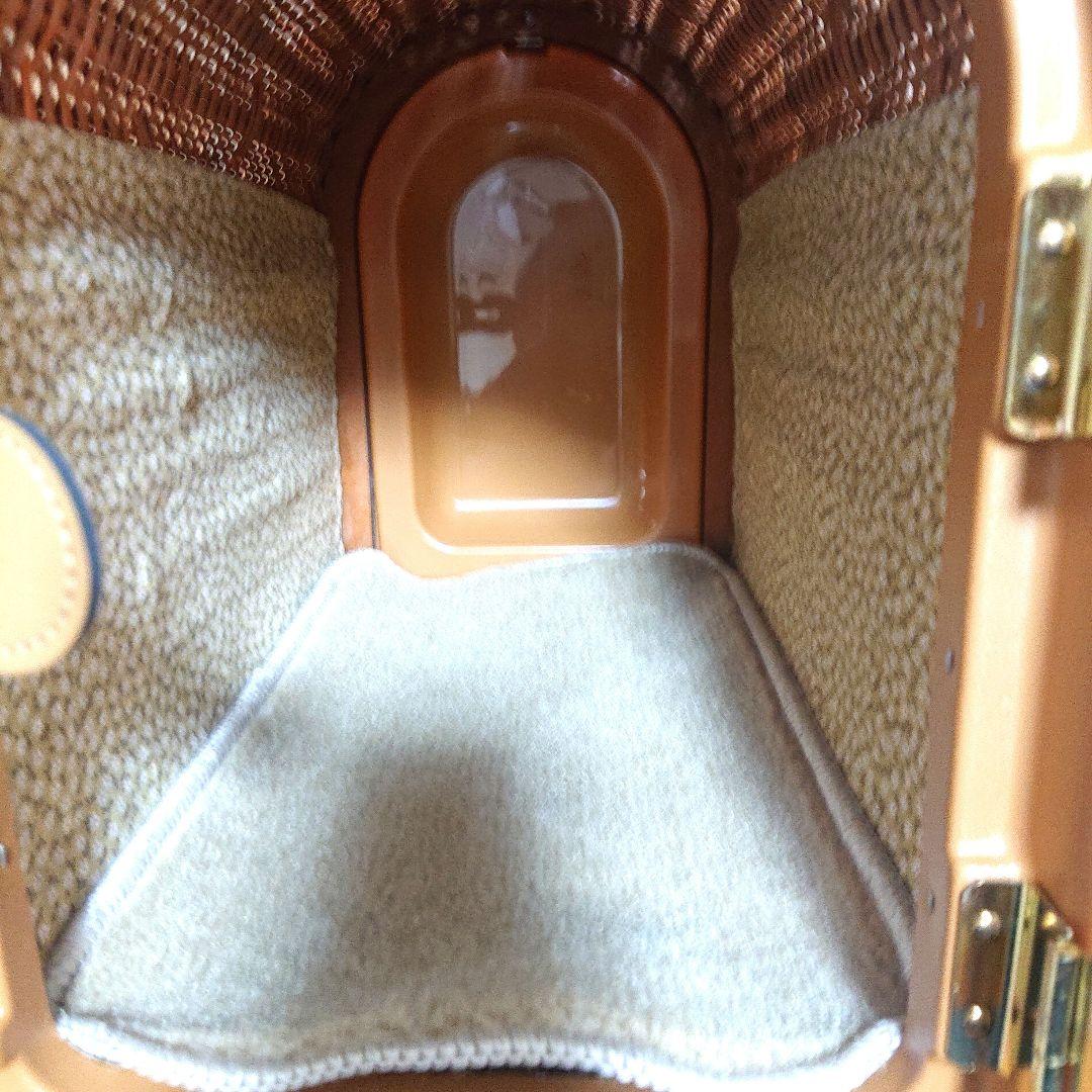 ボンビ　ラタンバック