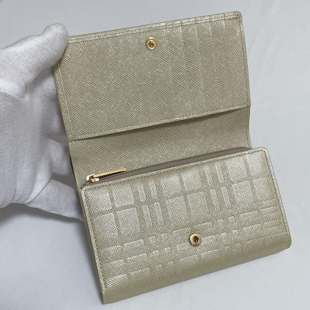 箱あり未使用品✨ バーバリー ノバチェック型押しレザー 折り