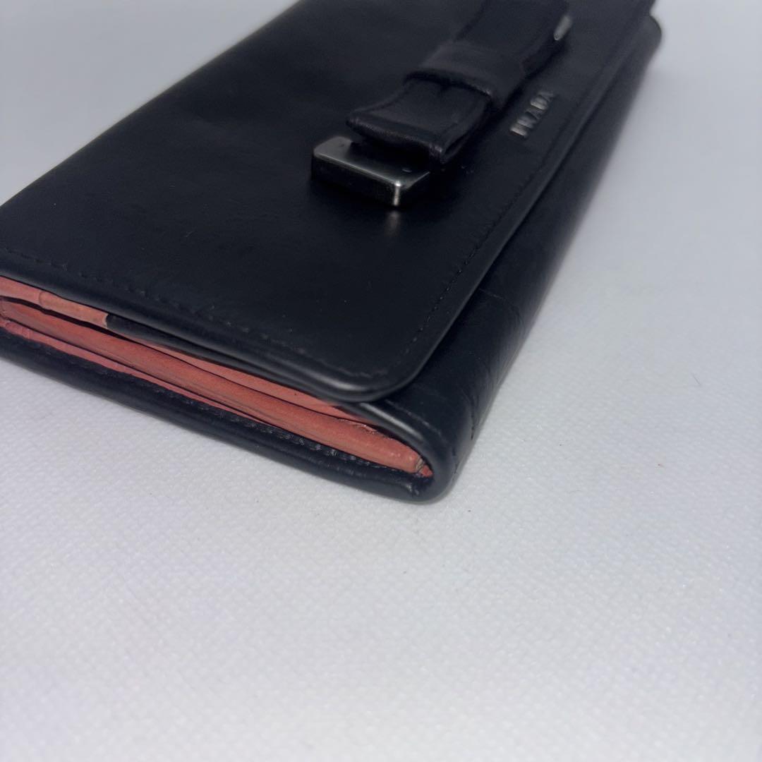 PRADA ブラックレザー 長財布 リボン付き
