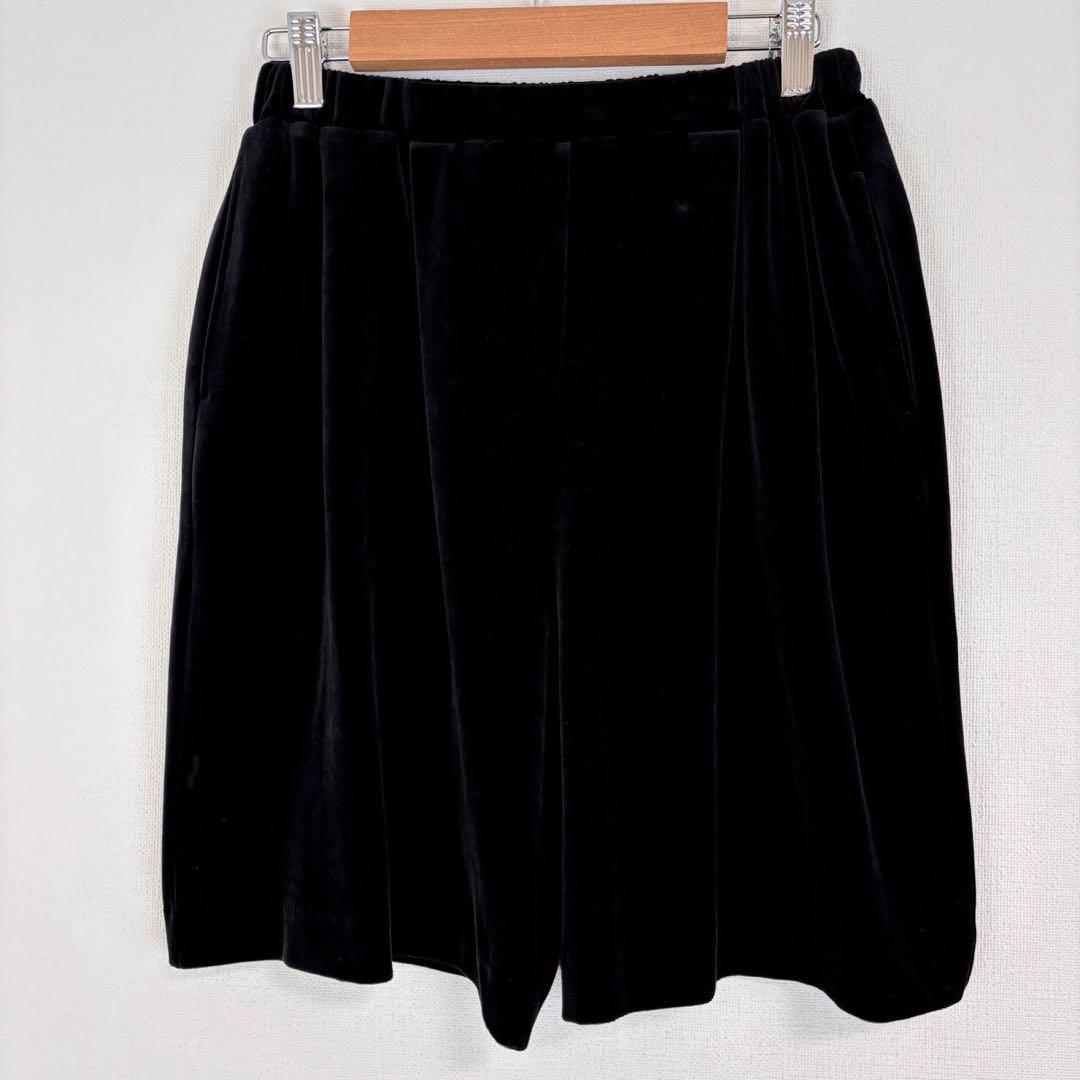 ◇フォクシーラビッツ【M】ショートパンツ ベロア生地 日本製 シンプルデザイン