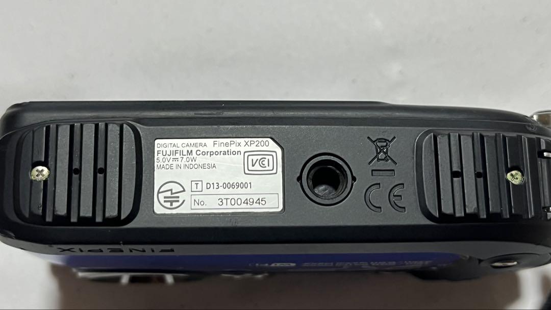 FUJIFILM FINEPIX XP200 富士フイルム