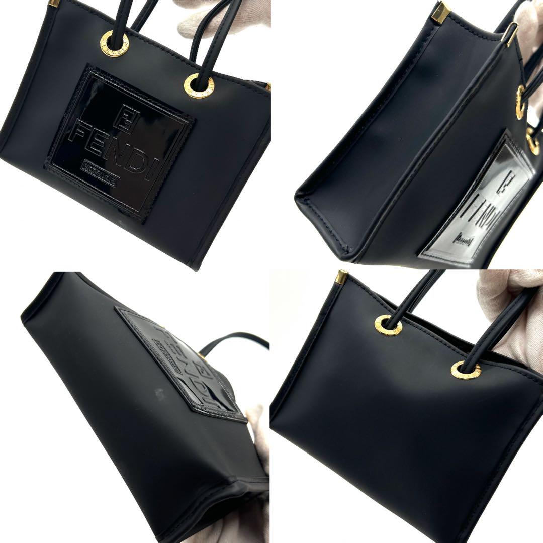 FENDI フェンディ ミニ ハンドバッグ ロゴ ラバー ブラック ビニール