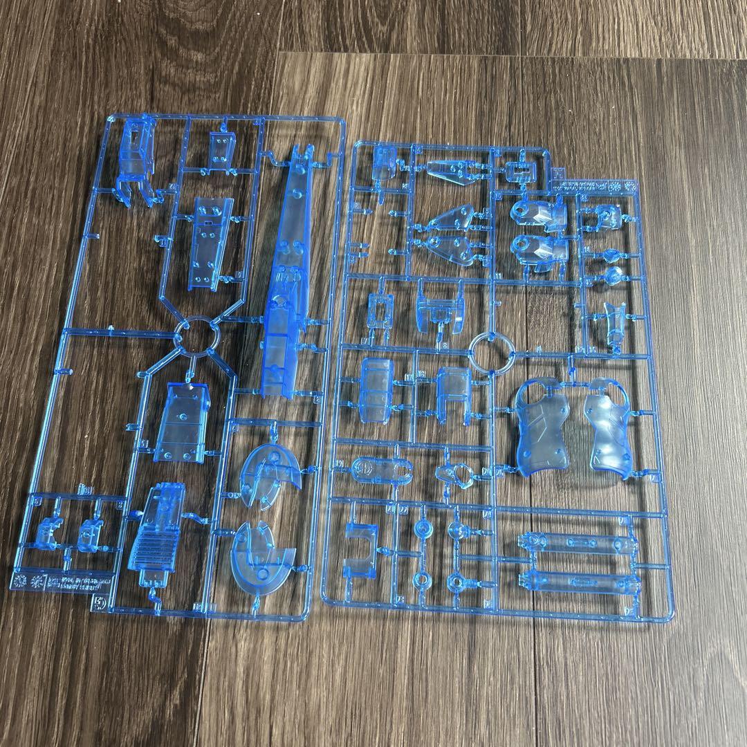 ガンダムベース限定　ガンダムマーク5 MGクリアカラー組み立て途中品ジャンク品