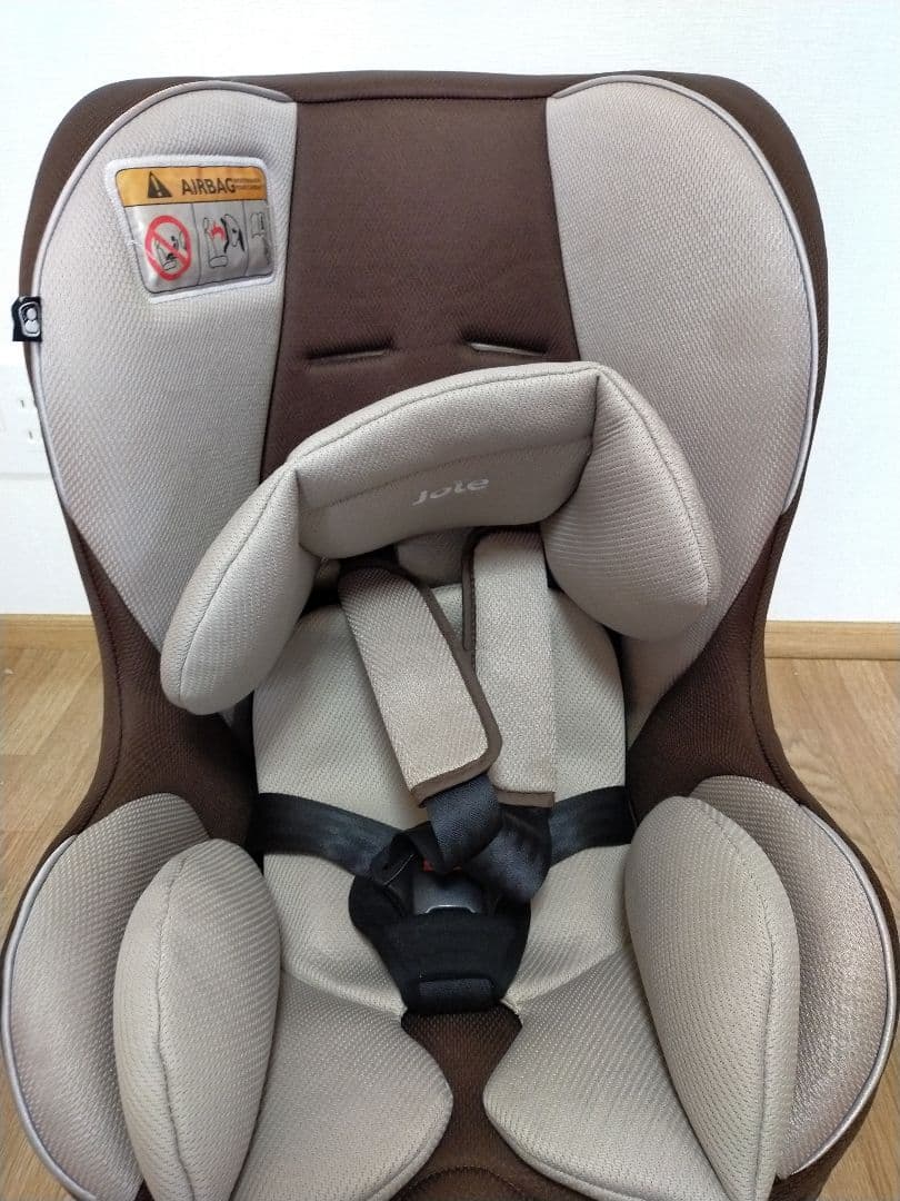 joie ベージュ×ブラウン チャイルドシート リクライニング可 インナー