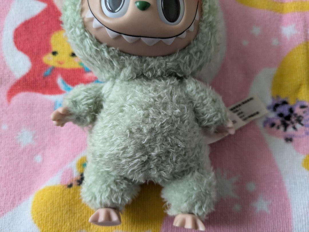 匿名配送　正規品　ラブブ Macaron Green Grape グリーン ラブブ マカロン ポップマート Green Grapeの通販 by さく