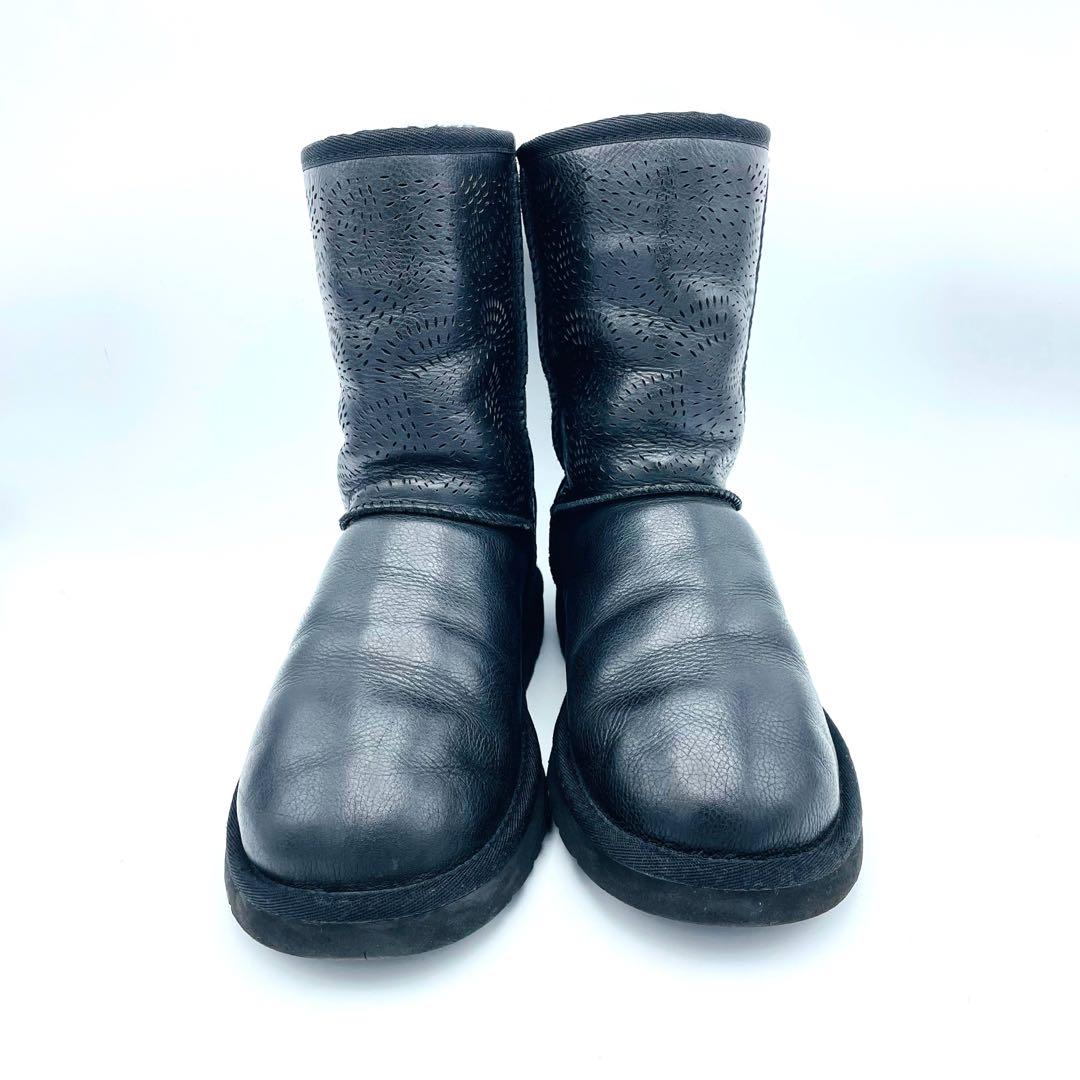 UGG アグ　レザーブーツ　ブラック　パンチング　1873