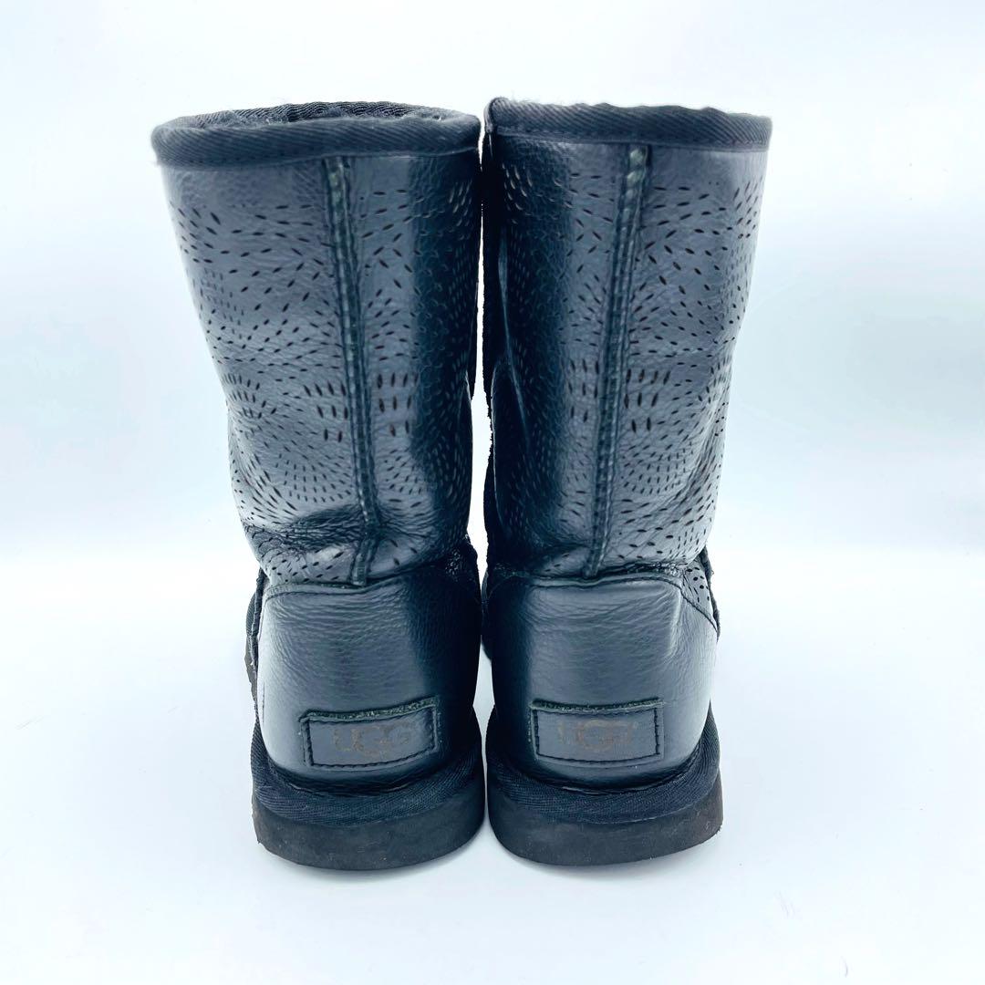 UGG アグ　レザーブーツ　ブラック　パンチング　1873