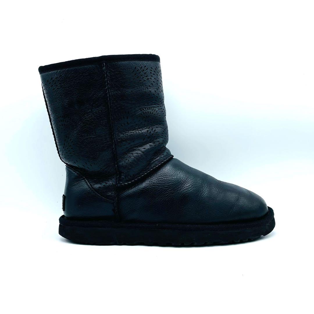 UGG アグ　レザーブーツ　ブラック　パンチング　1873