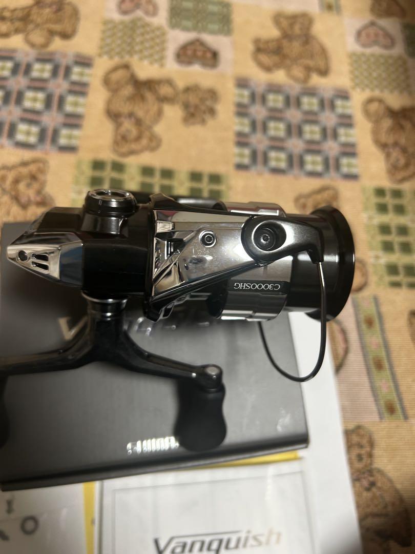 美品 シマノ23ヴァンキッシュC3000SDHHG