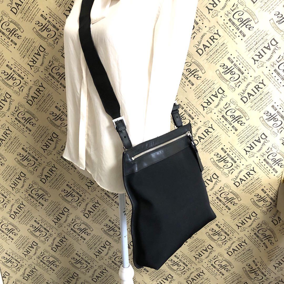 グッチ ショルダーバッグ サコッシュ ナイロン 黒 ビジネス FO340