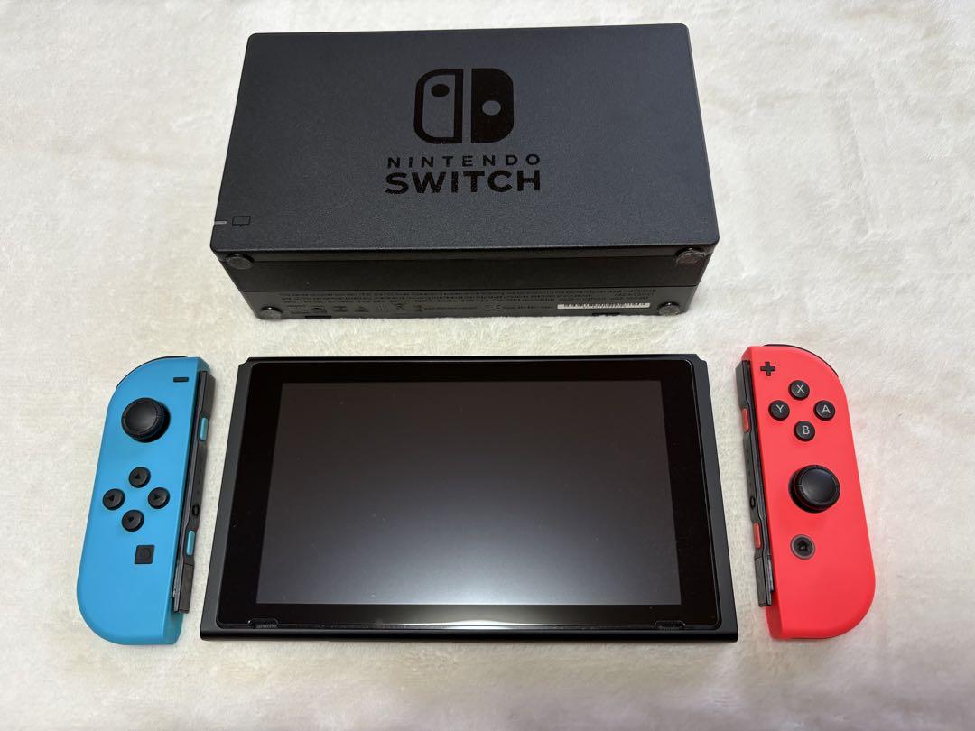 ★美品★　ニンテンドースイッチ　本体　Nintendo Switch 青　赤