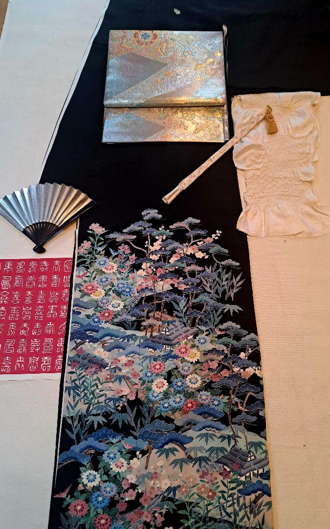 美品❇️,本加賀友禅手描　有名作家　金彩黒留袖比翼仕立て　 ５つ紋５点フルセット