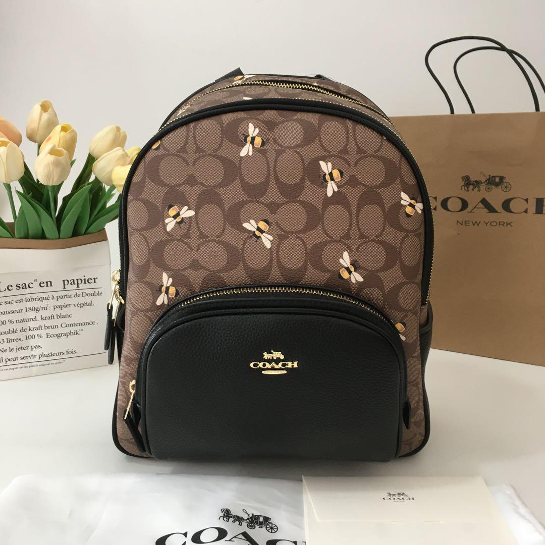 新作COACH コーチ リュック バッグパック ハチ 蜂カーキマルチ C8592