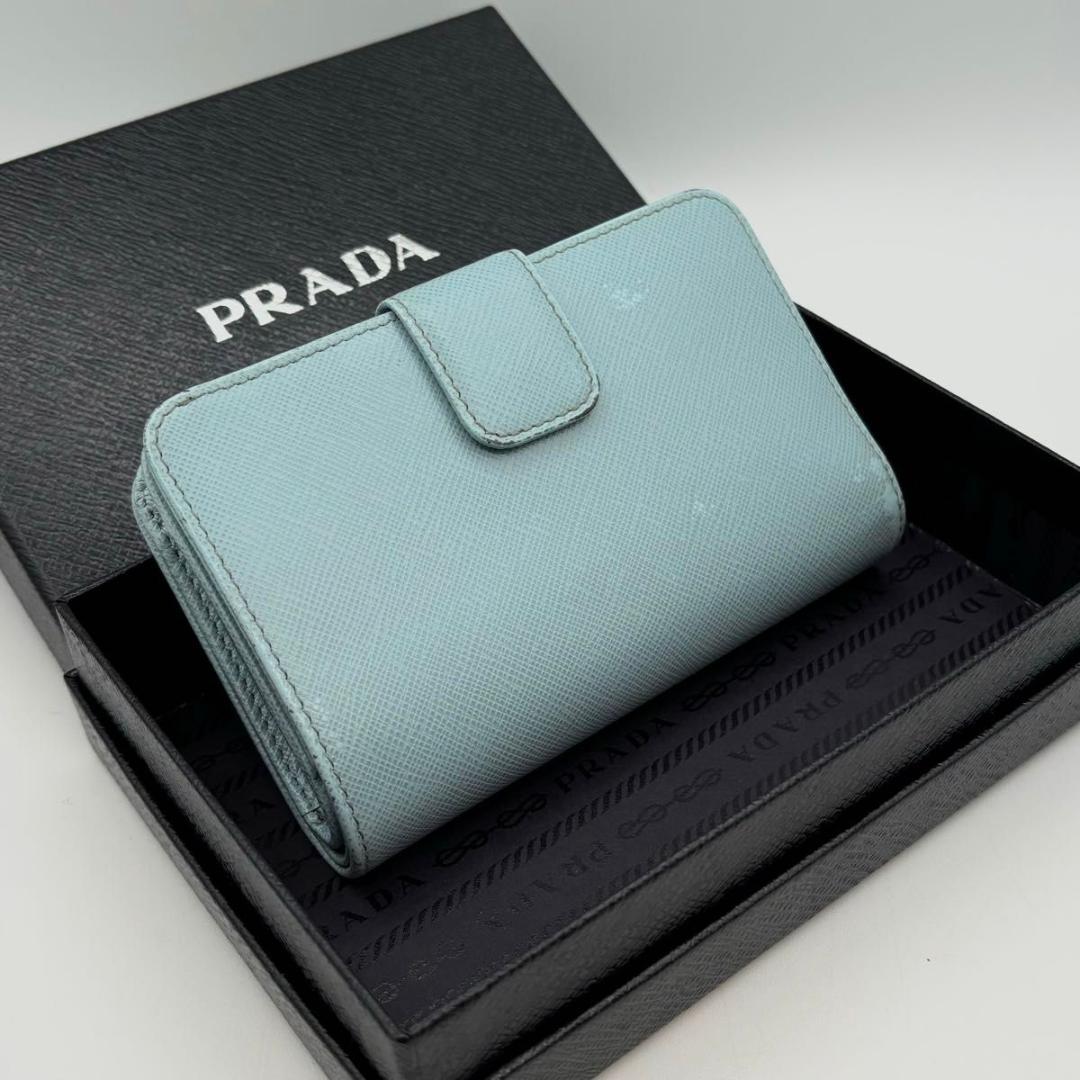 PRADA 二つ折り財布 サフィアーノレザー L字ファスナー メタル グレー プラダ サフィアーノ メタル L字ファスナー 二つ折り財布 青 箱