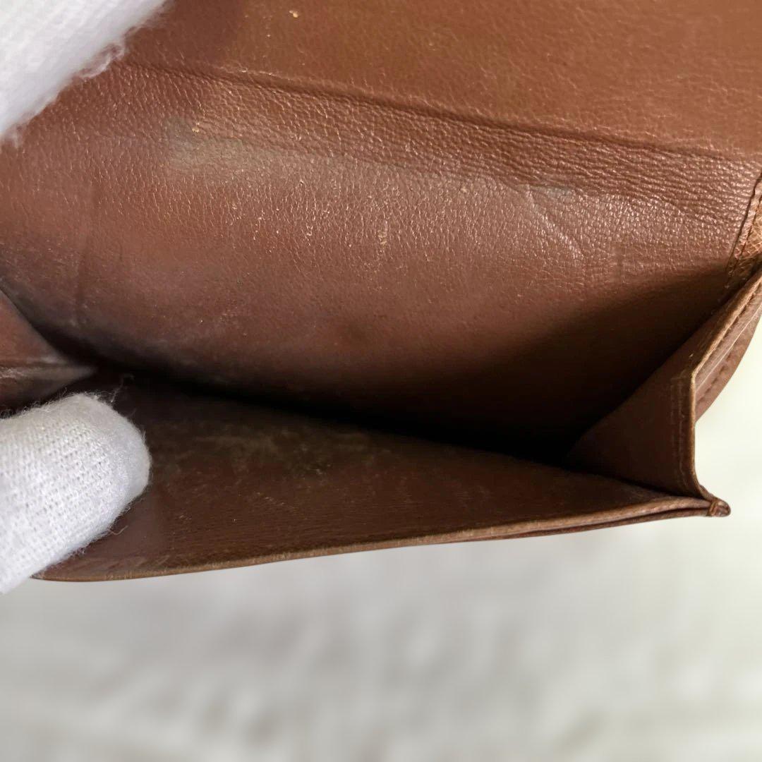 Louis Vuitton モノグラム パスケース二つ折り財布