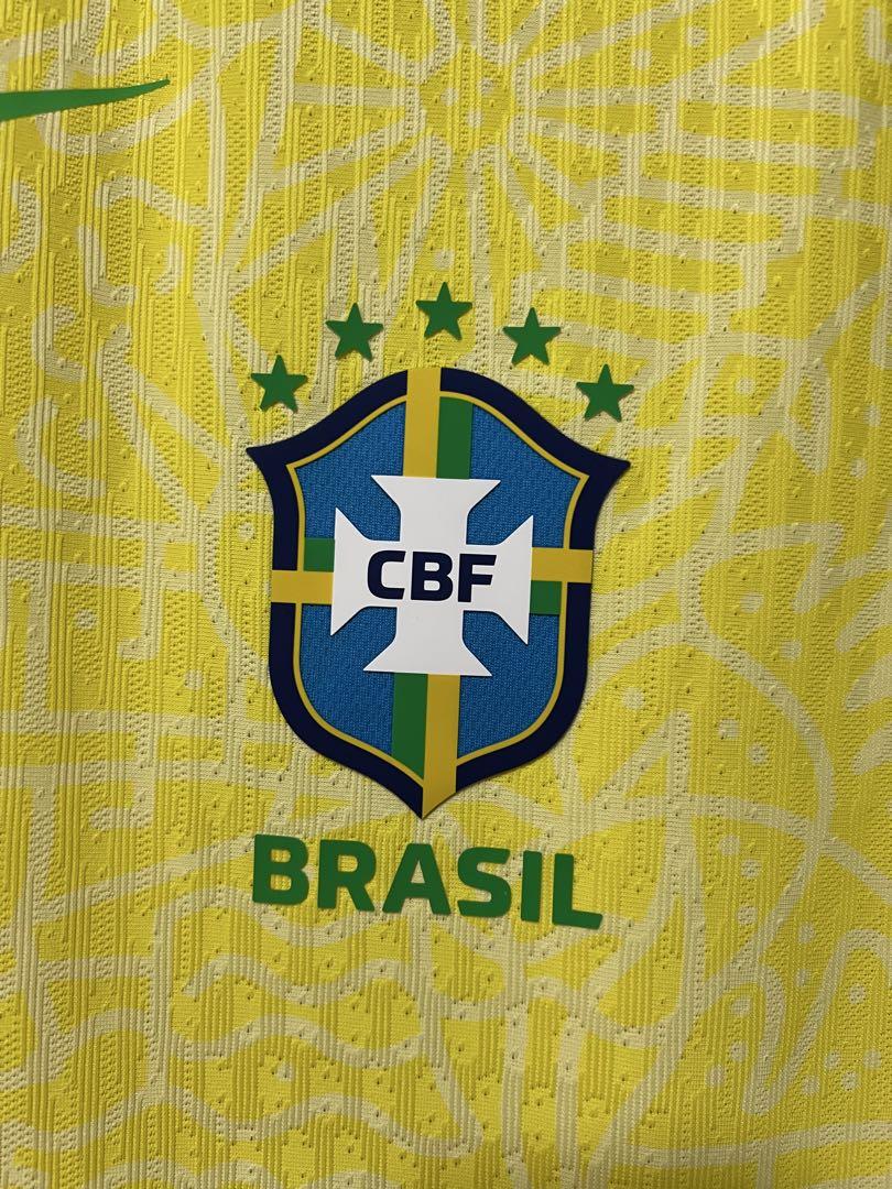 ブラジル代表 オーセンティック　ユニフォーム　正規品