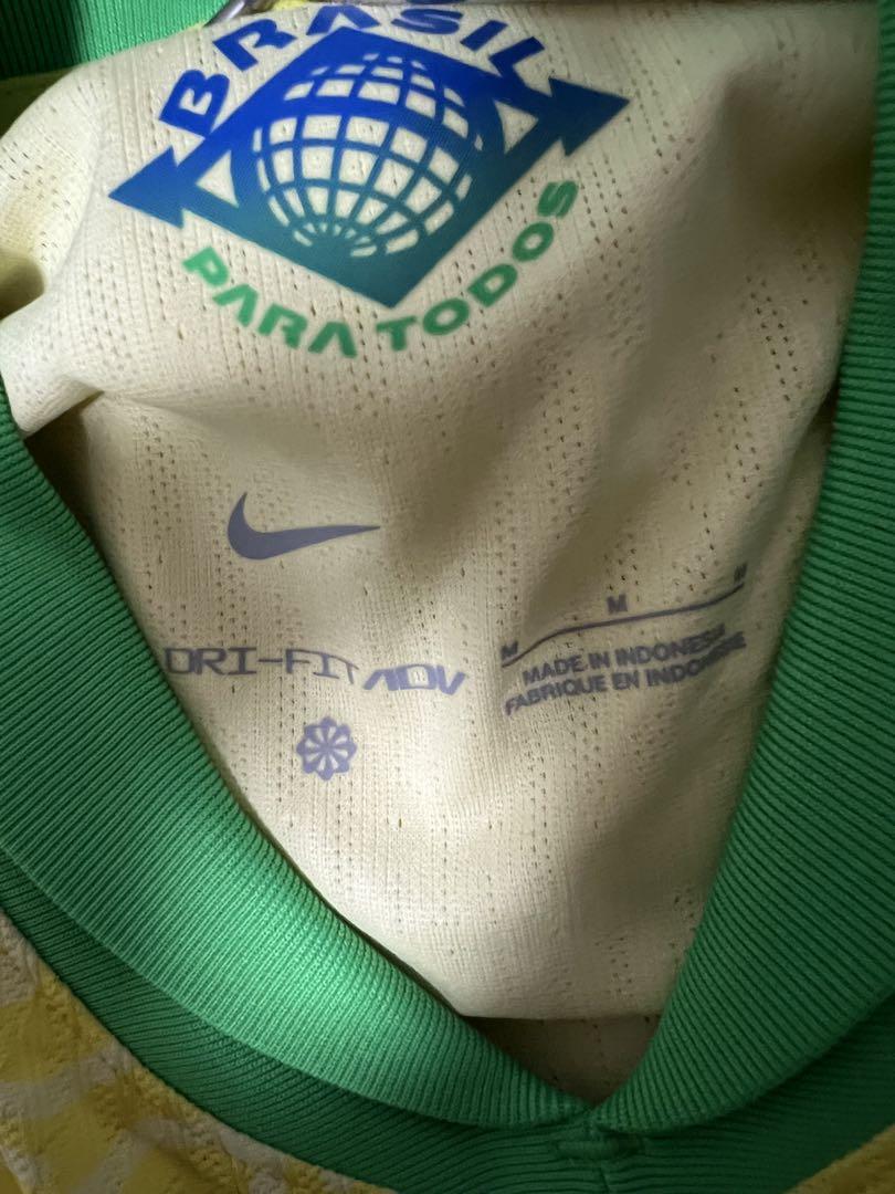 ブラジル代表 オーセンティック　ユニフォーム　正規品