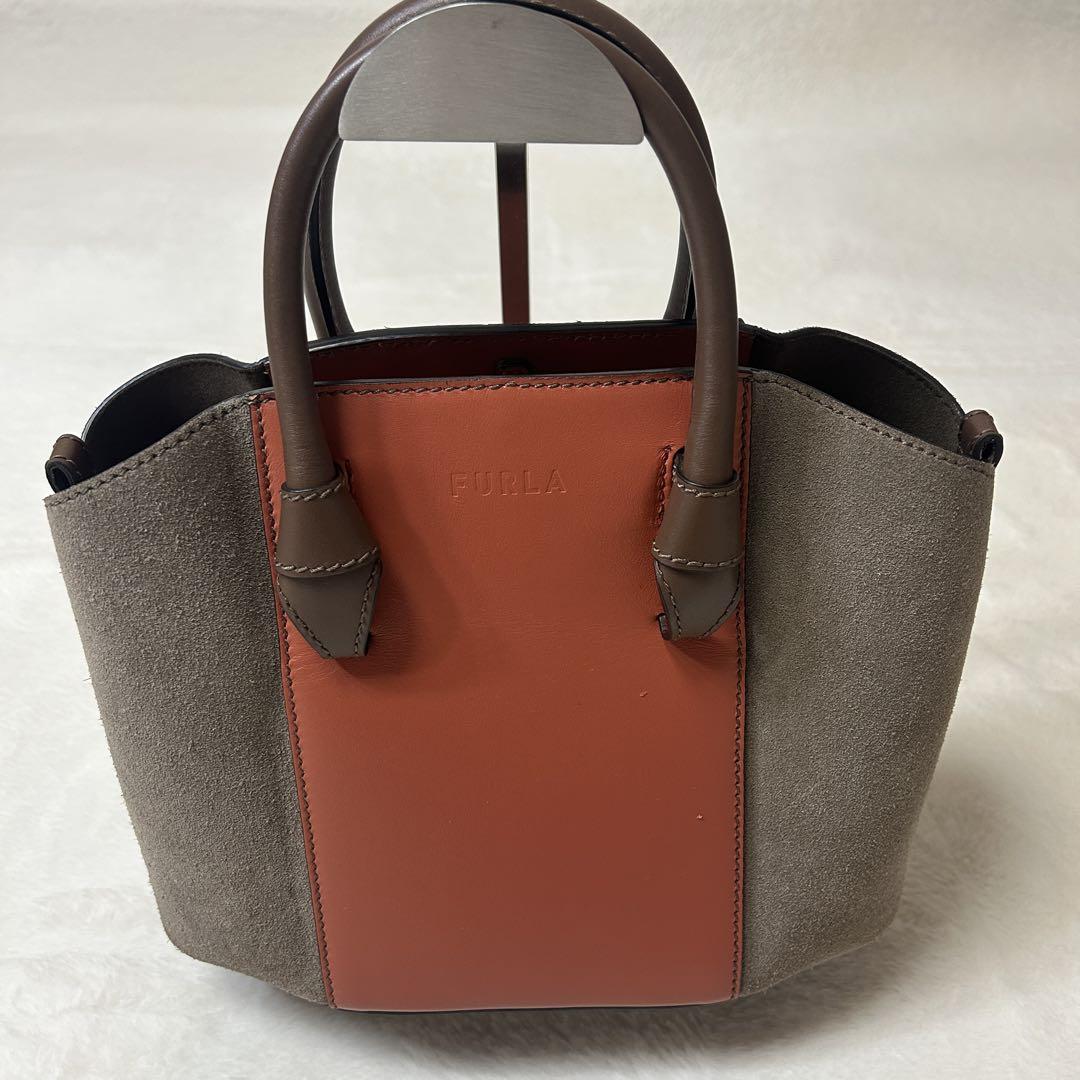 FURLA フルラ MIASTELLA M レザー