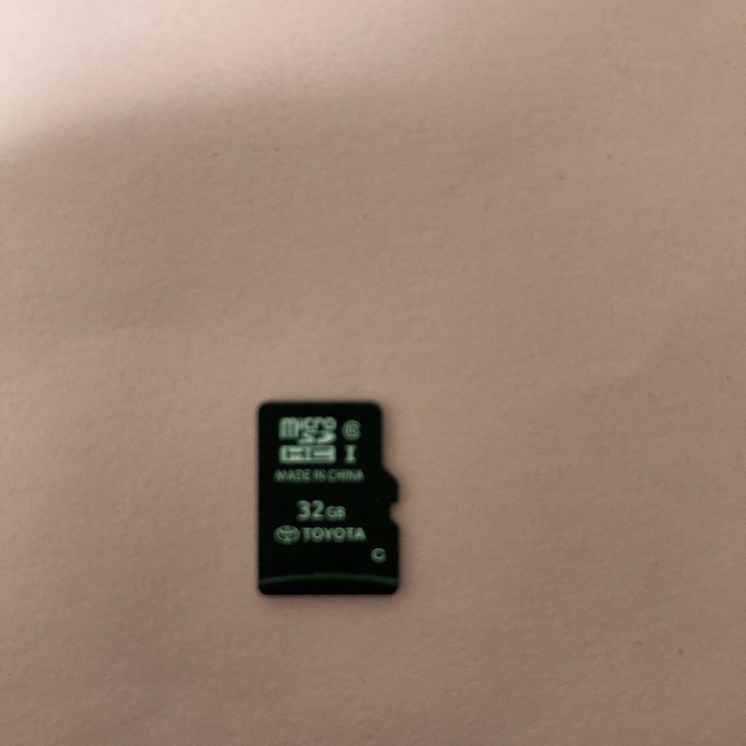 TOYOTA microSDカード 32GB