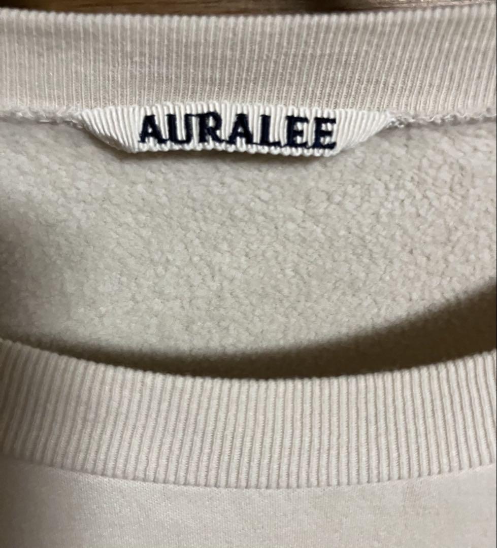 新 発売ファッション - AURALEE アイボリー クルーネック